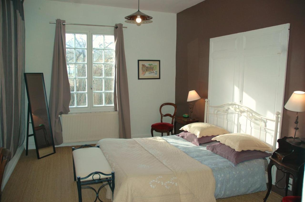 Bed and Breakfast Domaine De La Queyssie Saussignac Екстер'єр фото