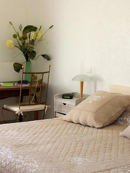 Bed and Breakfast Domaine De La Queyssie Saussignac Номер фото
