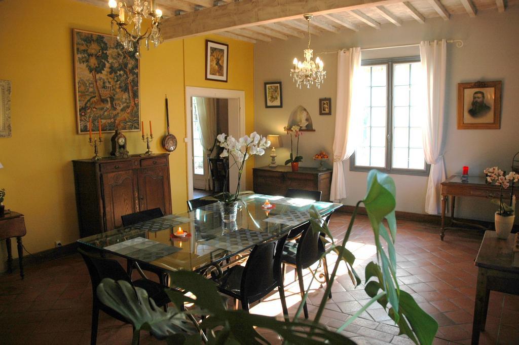 Bed and Breakfast Domaine De La Queyssie Saussignac Екстер'єр фото
